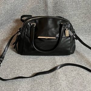 Classic black leather coach sling shoulder bag! Great condition, gently used.